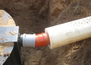 Insulation of sewer pipes in the ground