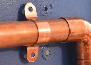 Metal two-leg bracket